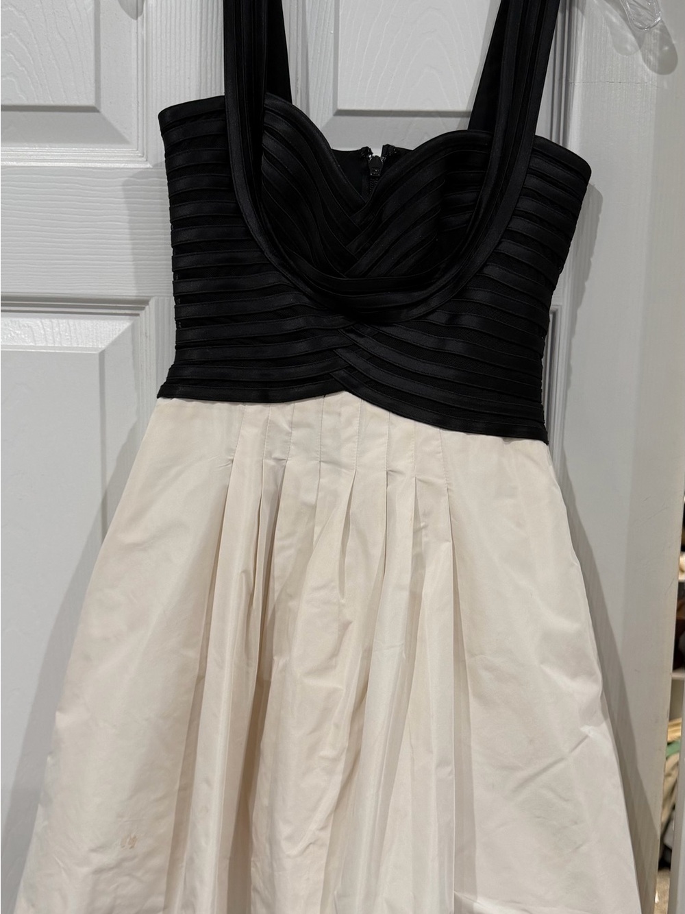 BCBG Black Bodice Cream Pleated Midi Dress